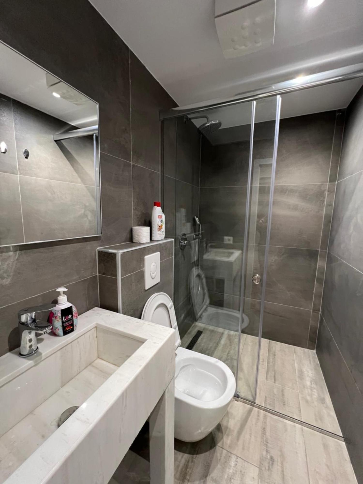 Tirana Central Stay Ngoại thất bức ảnh