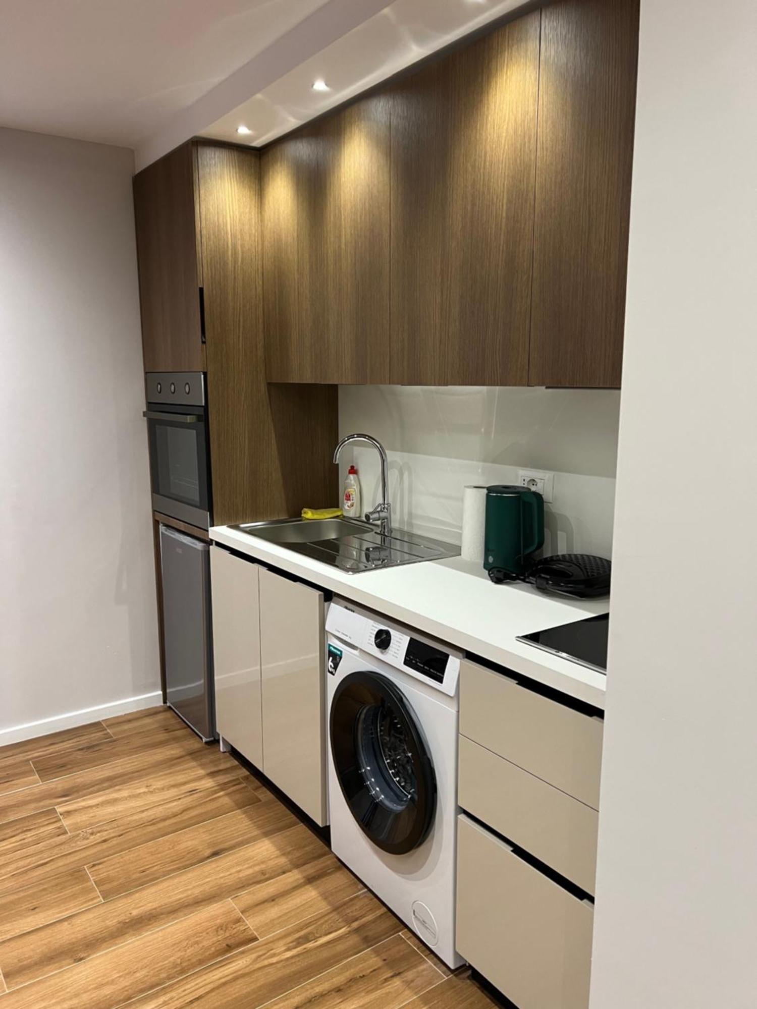 Tirana Central Stay Ngoại thất bức ảnh