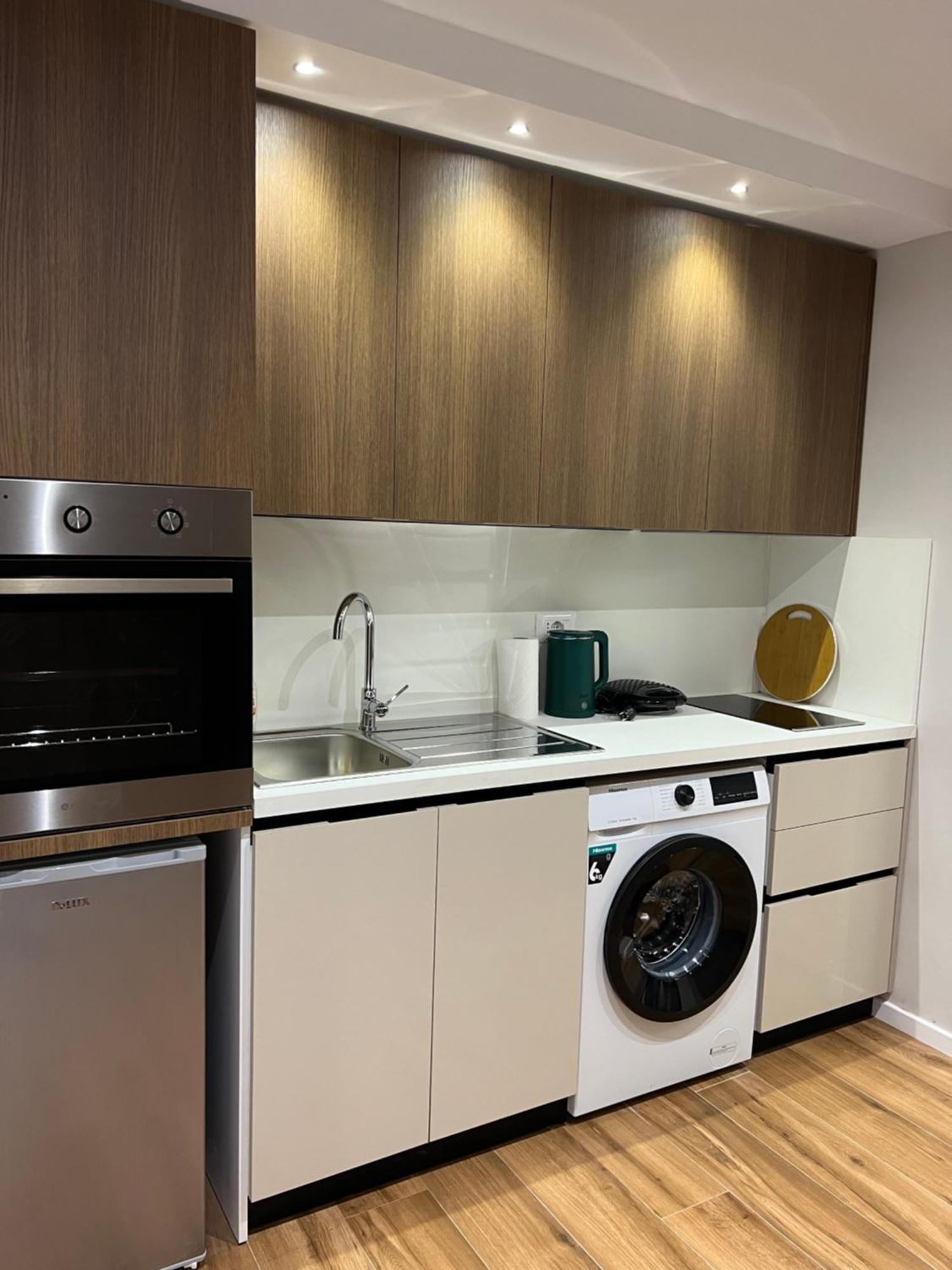 Tirana Central Stay Ngoại thất bức ảnh